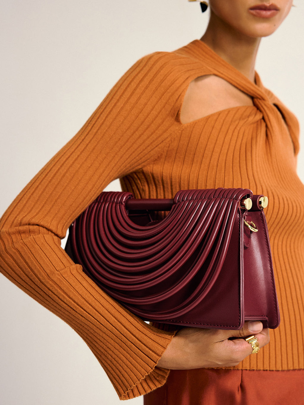 Tasche in Lederoptik im Streifen-Design