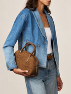 Tasche mit Henkel