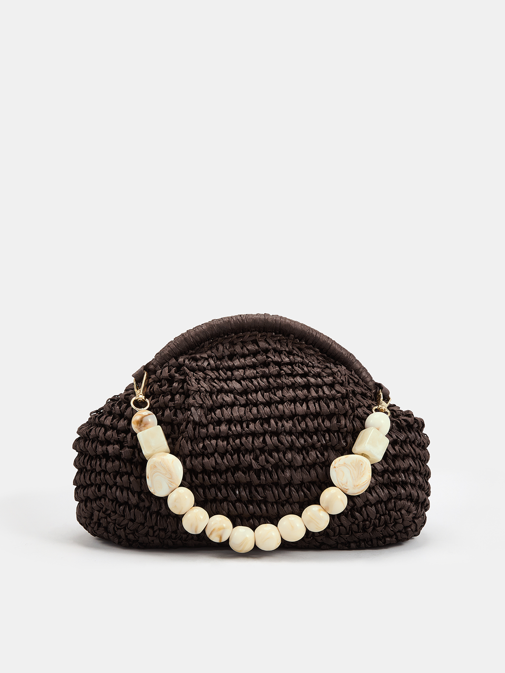 Handtasche aus geflochtenem Stroh mit Kettenriemen