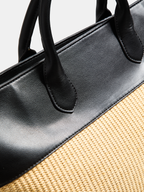 Shopper aus Stroh mit Patchwork-Design