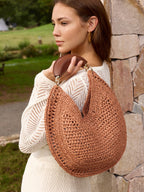 Hobo-Bag aus geflochtenem Stroh