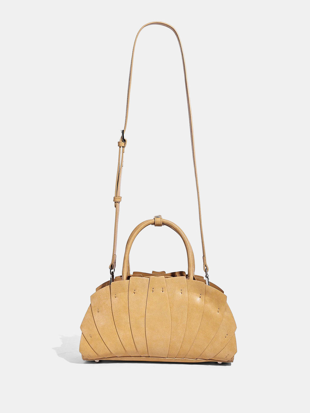 Handtasche mit Henkel und Falten