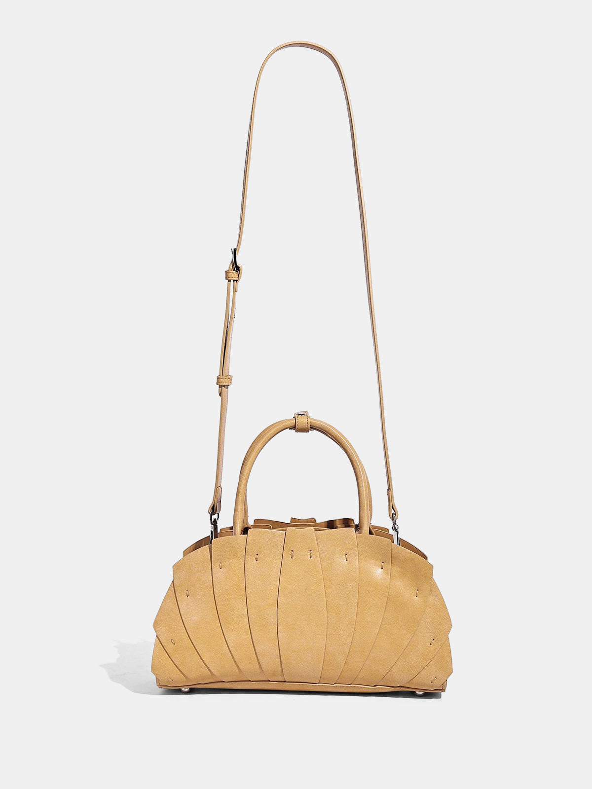 Handtasche mit Henkel und Falten