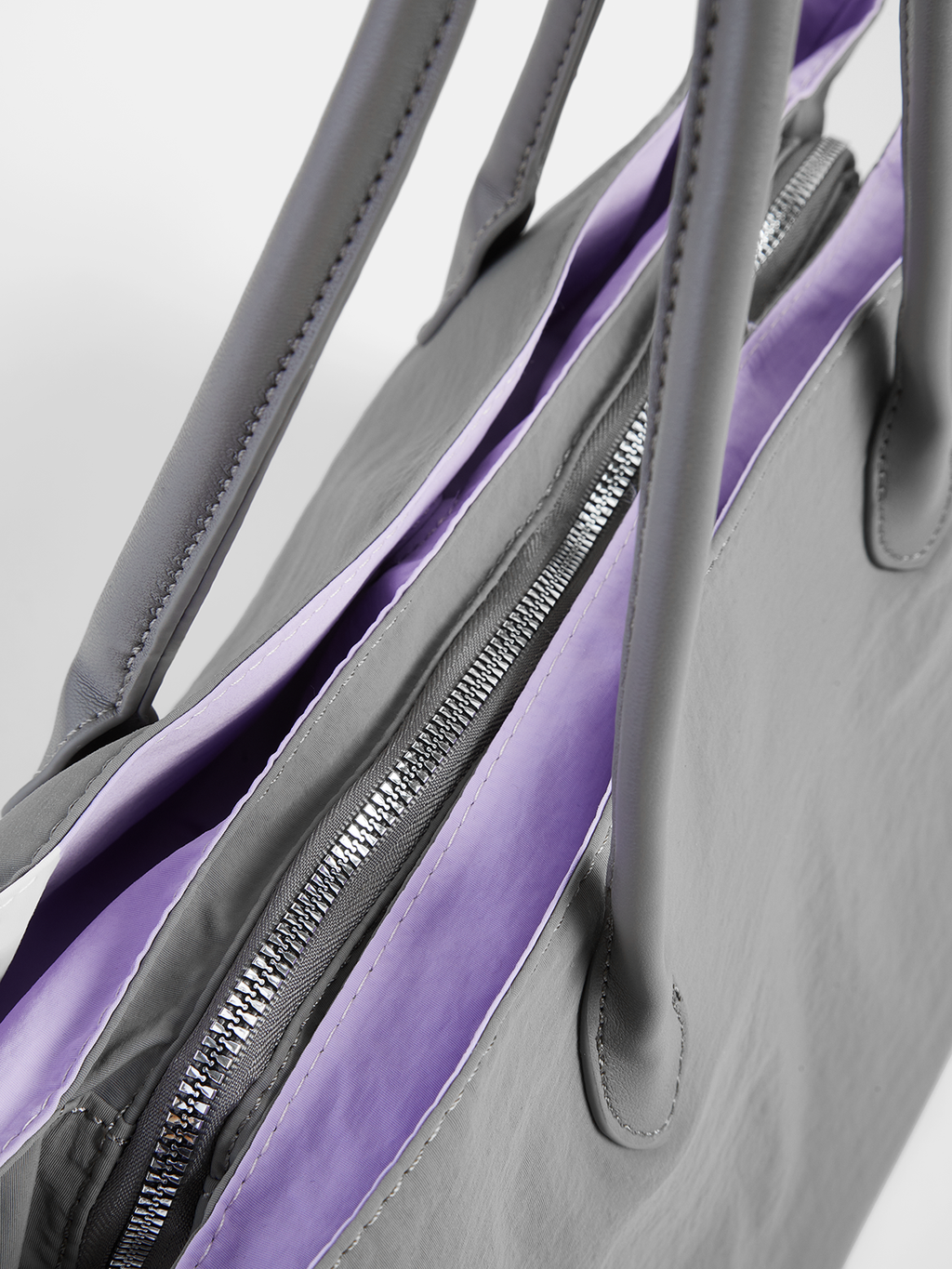 Shopper mit viel Stauraum – Grau