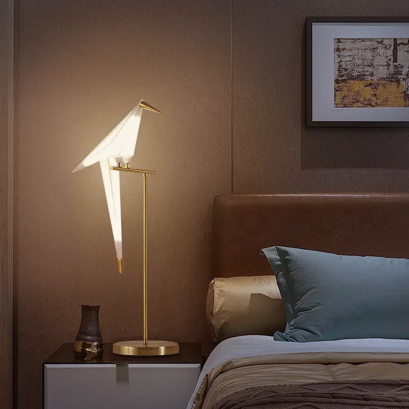Origami Birdy Tischlampe – Gemütliches Warmlicht sowie modernes Flügeldesign