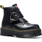 Schnürstiefel mit Schnallendetail und Plateau