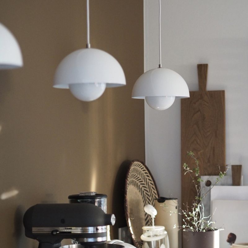 Nordic Bloom Hängeleuchte – Farbenfrohes Design sowie Warme Atmosphäre