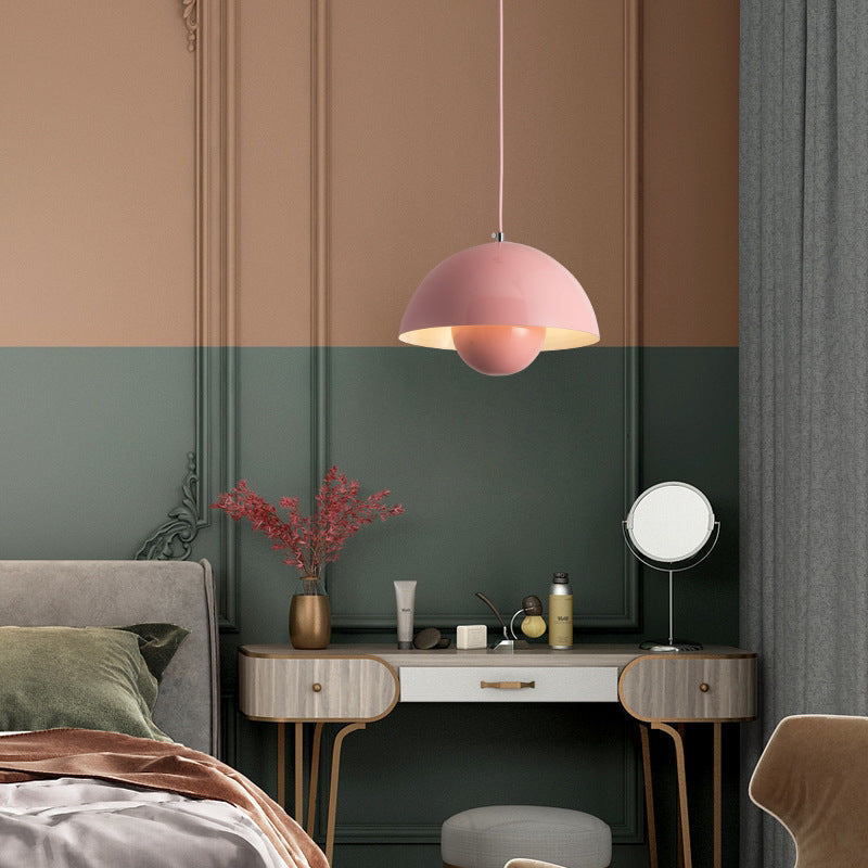 Nordic Bloom Hängeleuchte – Farbenfrohes Design sowie Warme Atmosphäre
