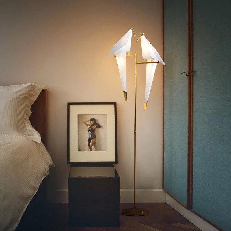 Origami Birdy Tischlampe – Gemütliches Warmlicht sowie modernes Flügeldesign
