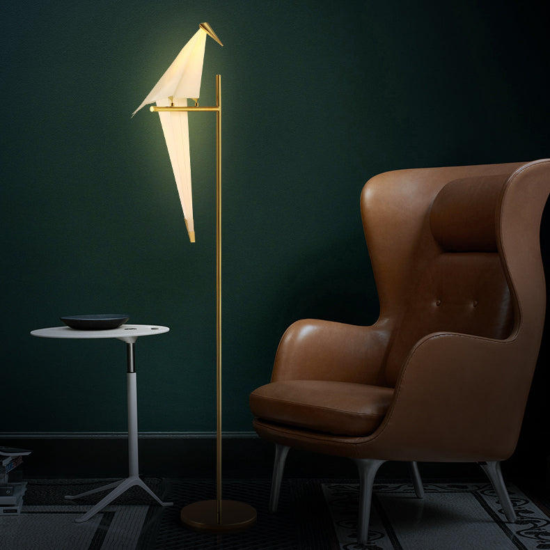 Origami Birdy Tischlampe – Gemütliches Warmlicht sowie modernes Flügeldesign