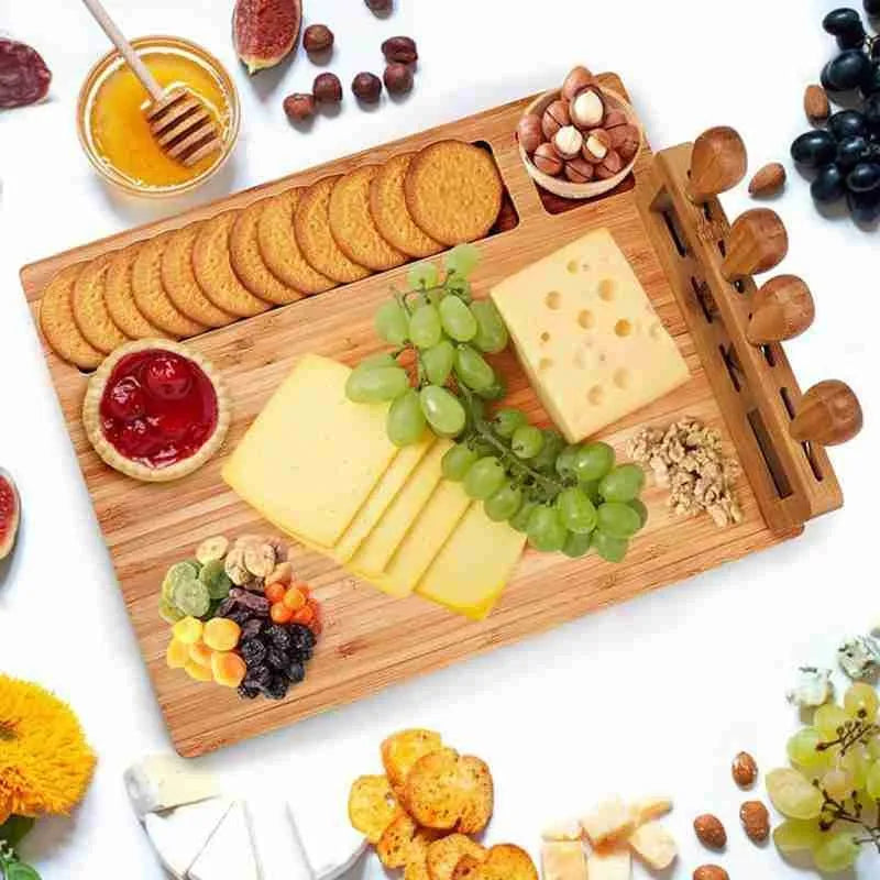 BambooServe Käsebrett Set – Elegant und Funktional Genießen