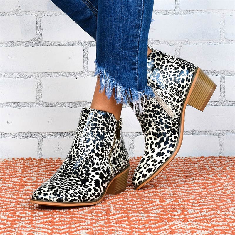 Stiefeletten mit Reißverschluss und Blockabsatz – Weiß