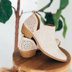 Stiefel im Vintage-Look mit hohem Absatz