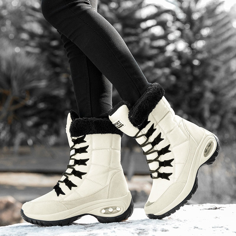 Wadenhohe Stiefel gefüttert