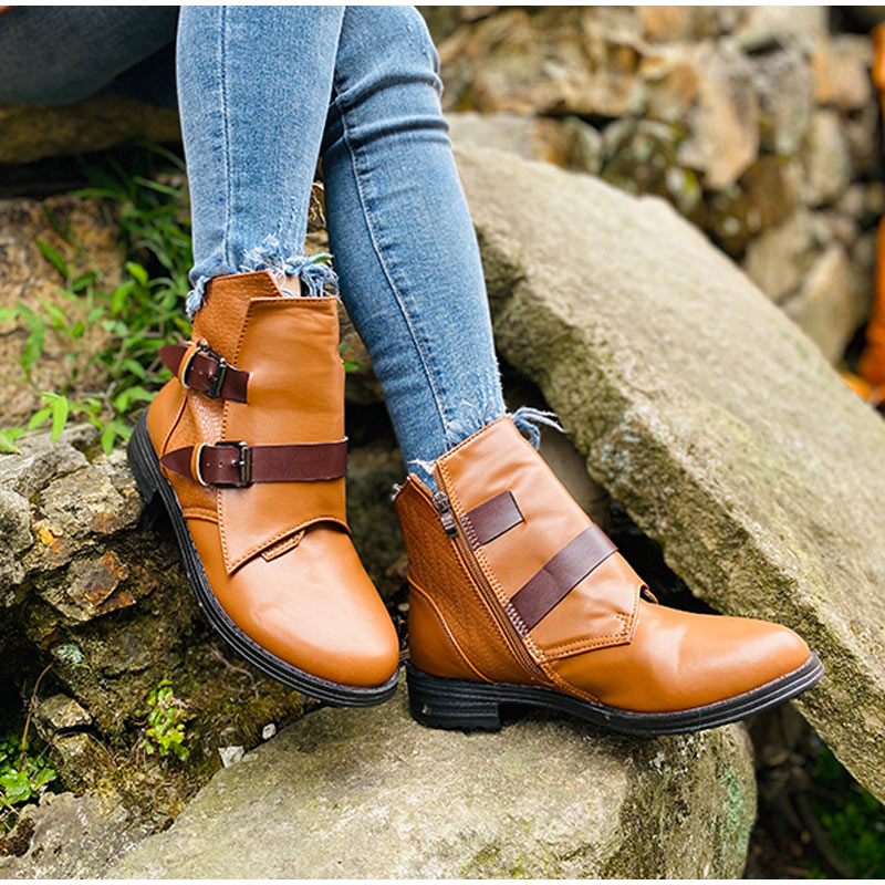Stiefeletten mit Schnalle