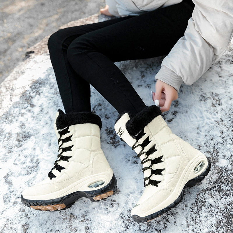 Wadenhohe Stiefel gefüttert