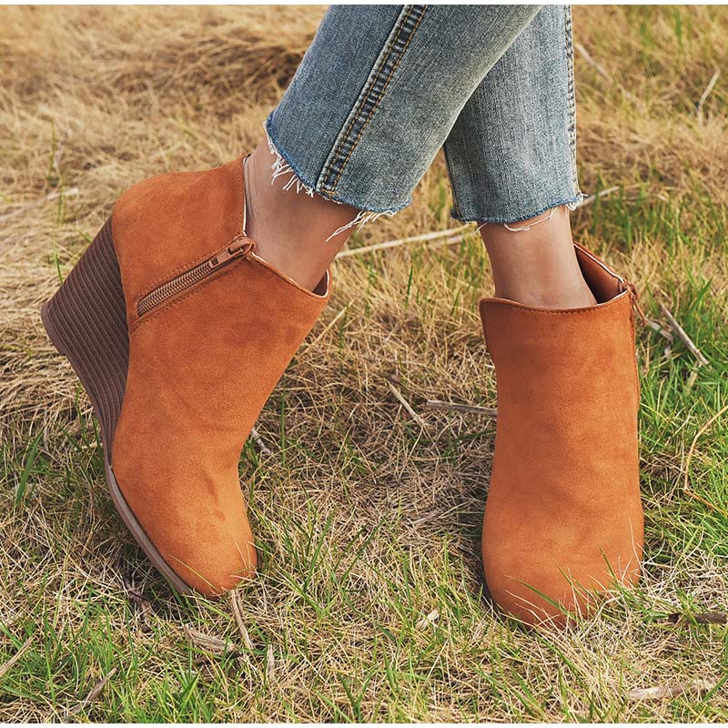 Stiefeletten mit Keilabsatz