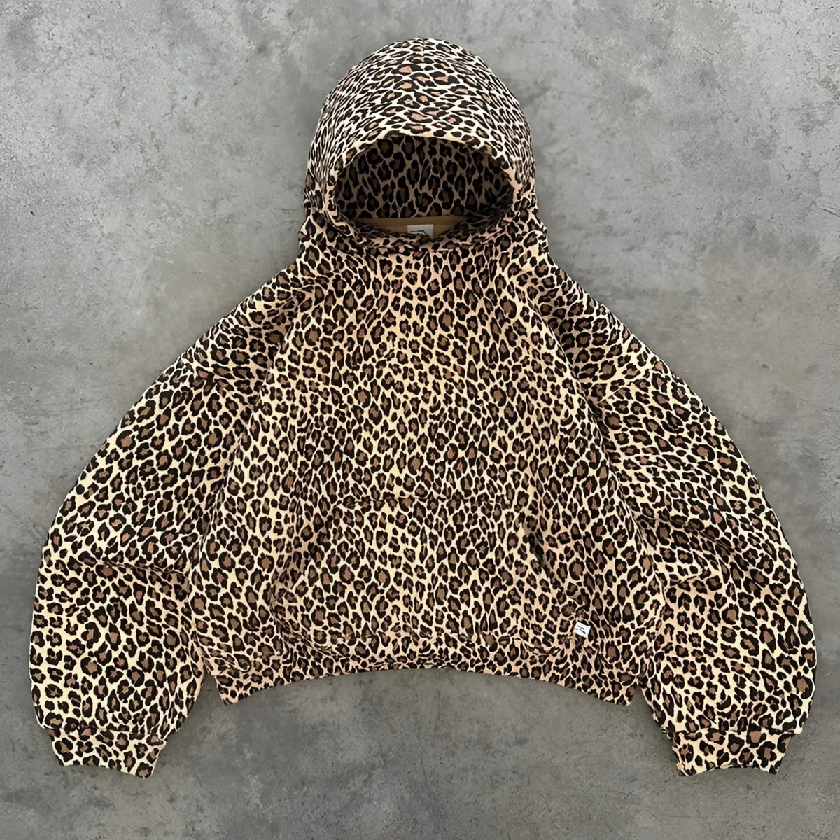 Wild Spirit Hoodie – Mutiger Stil für Abenteurer