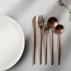 Aurora Besteckset – Minimalistisch, Zeitgemäß und Zeitlos