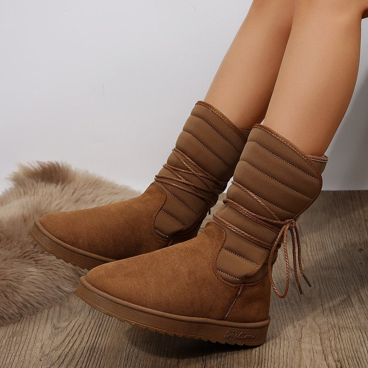 Wadenhohe Stiefel gefüttert mit Schnürung