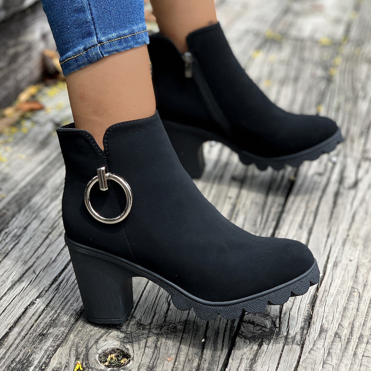 Stiefel mit Reißverschluss
