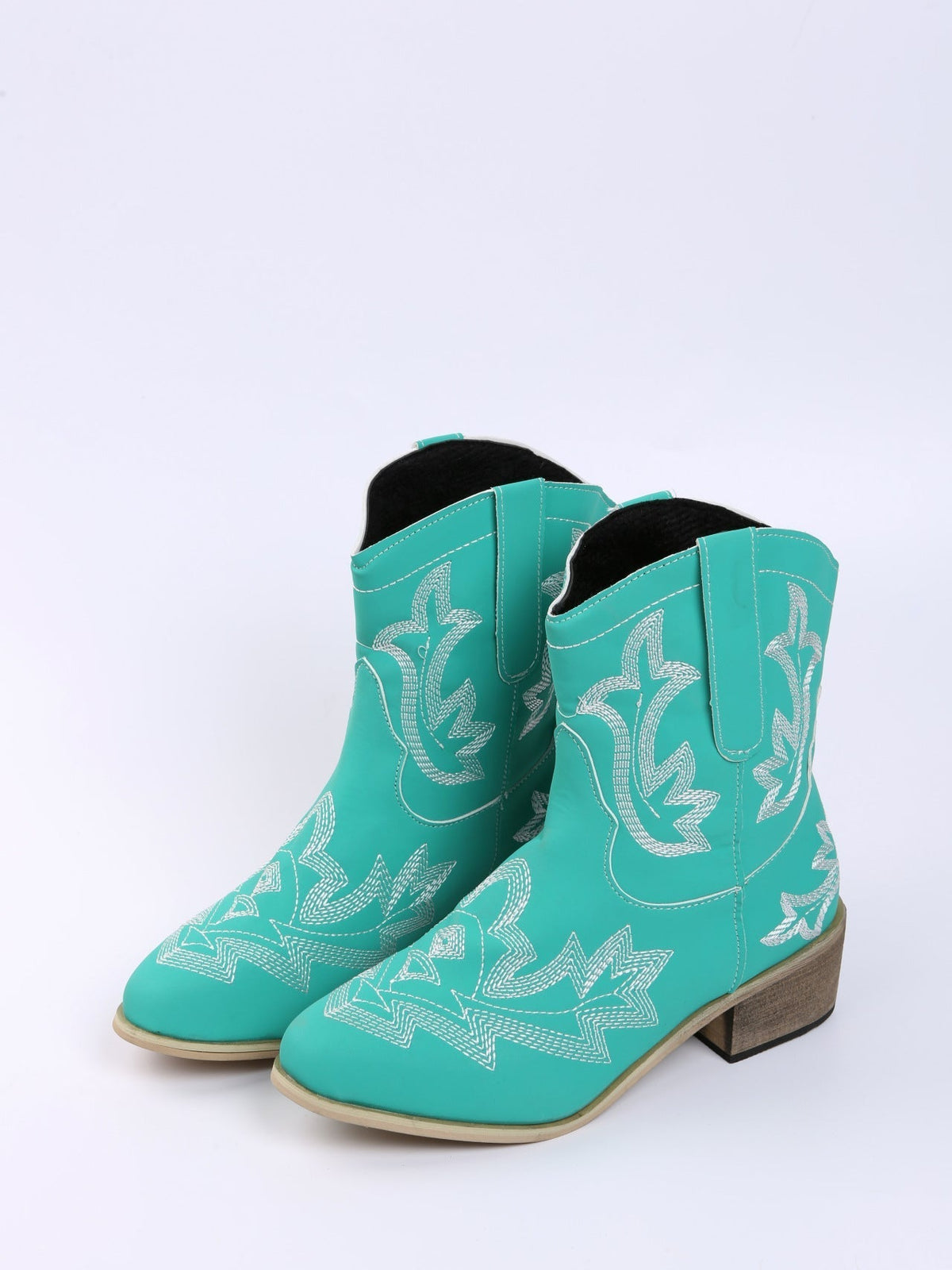 Schnürstiefel mit Stickerei und Blockabsatz
