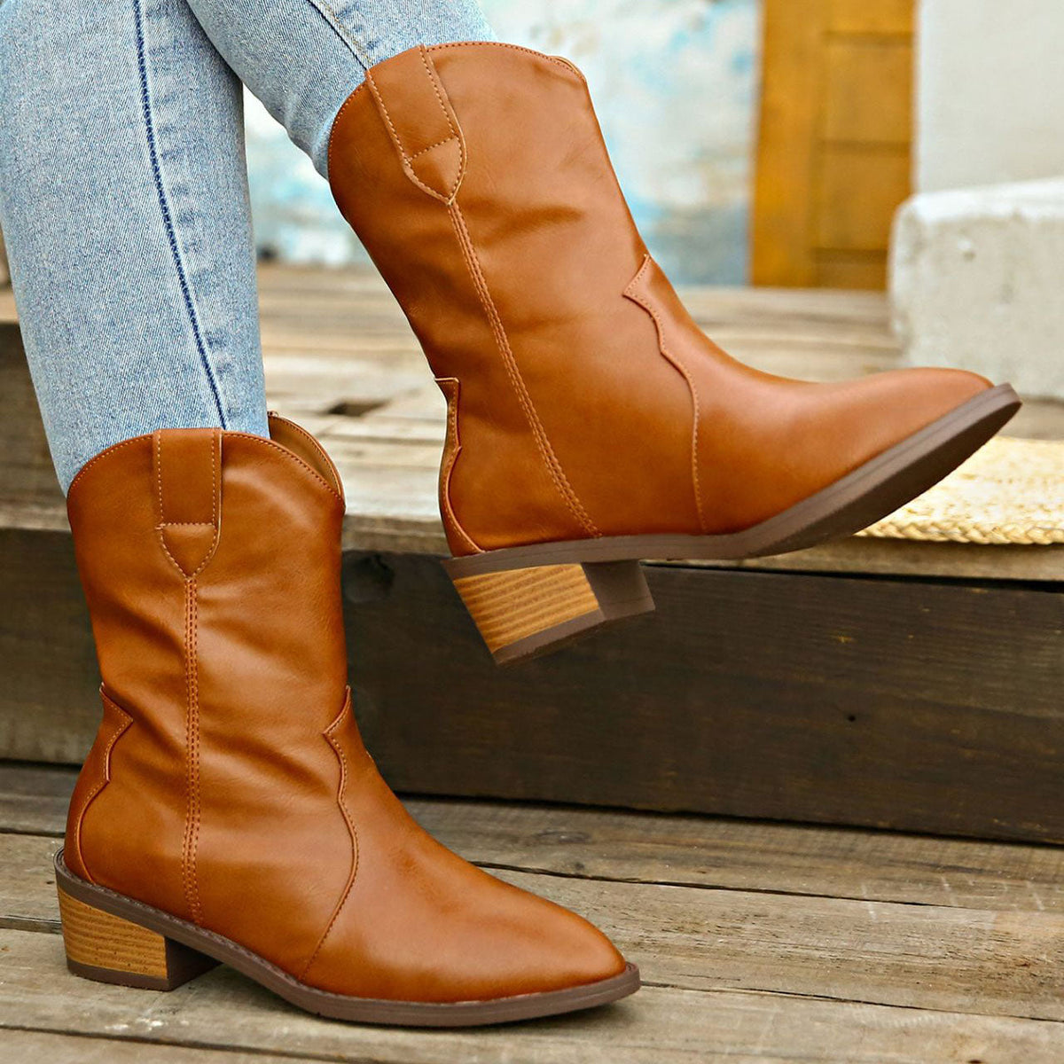 Schnürstiefel mit Blockabsatz