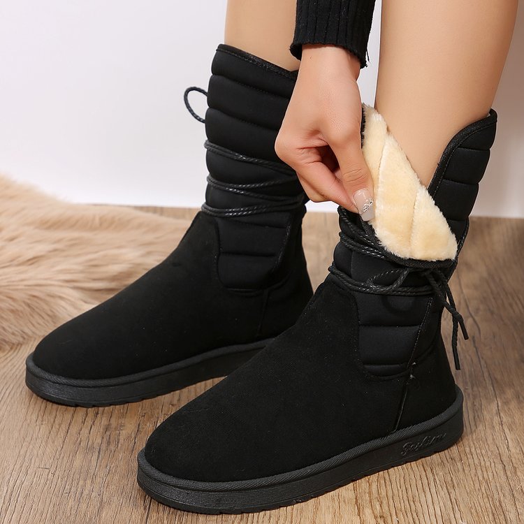 Wadenhohe Stiefel gefüttert mit Schnürung