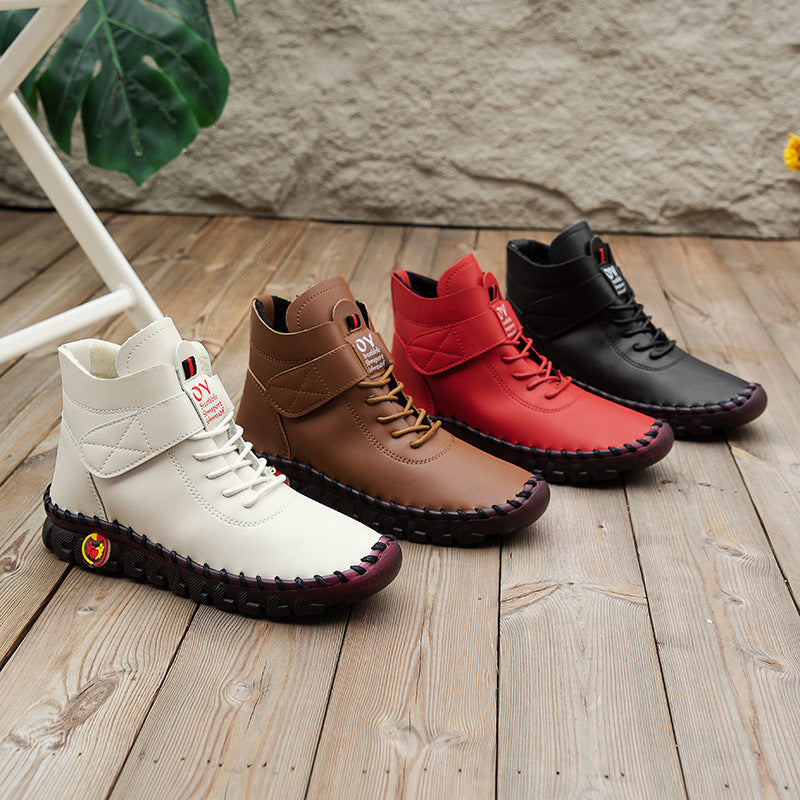 Schuhe aus Samt gefüttert