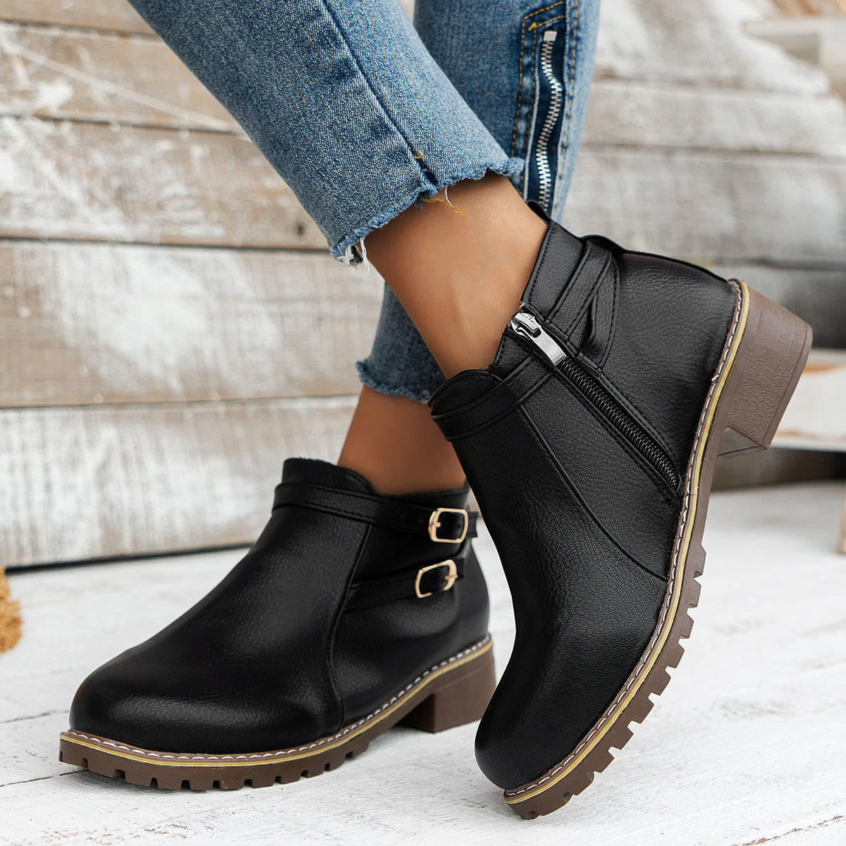 Schnürstiefel mit Reißverschluss, Schnalle und Blockabsatz