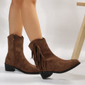 Stiefel aus Wildleder mit Fransen und Blockabsatz