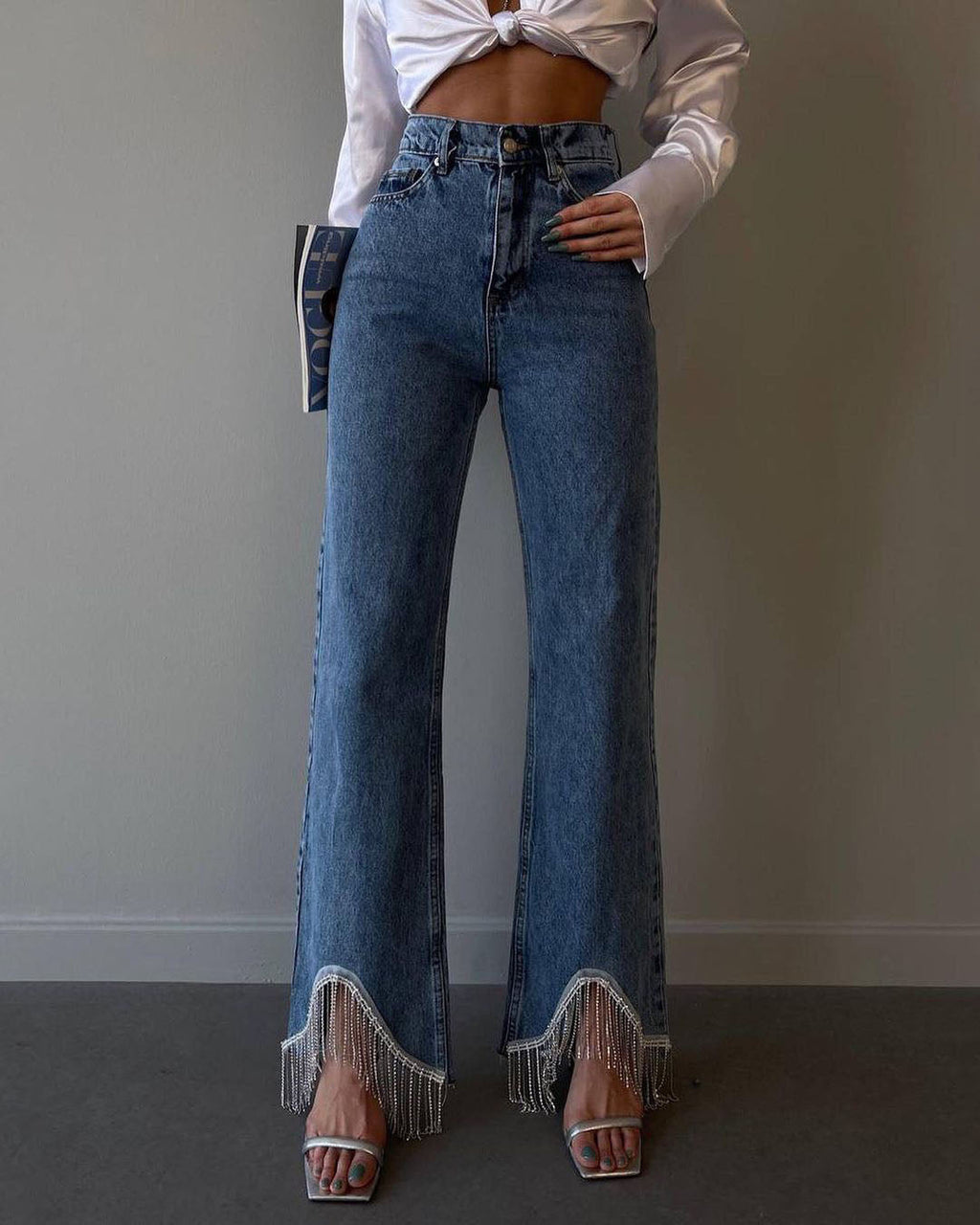 High-Waist Straight-Leg-Jeans mit Quastensaum