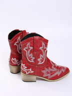 Schnürstiefel mit Stickerei und Blockabsatz