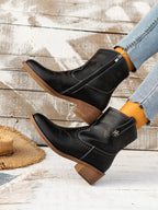 Cowboystiefel im Vintage-Look mit Stickerei