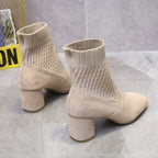 Stiefel in Wildlederoptik