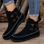 Schnürstiefel mit flachem Absatz