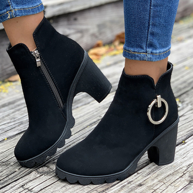 Stiefel mit Reißverschluss