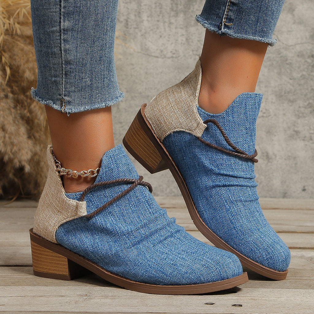 Stiefel im Leoparden-Print mit spitzer Zehenpartie