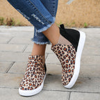 Schuhe im Leoparden-Print mit flachem Absatz