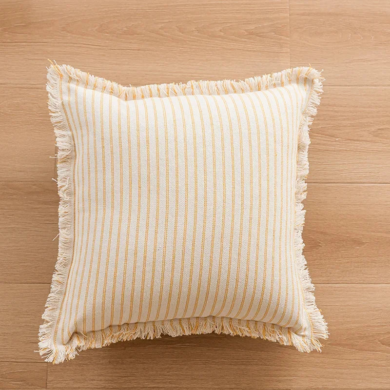Jacquard Kissenbezug mit Fransen – Zeitlos und Bequem