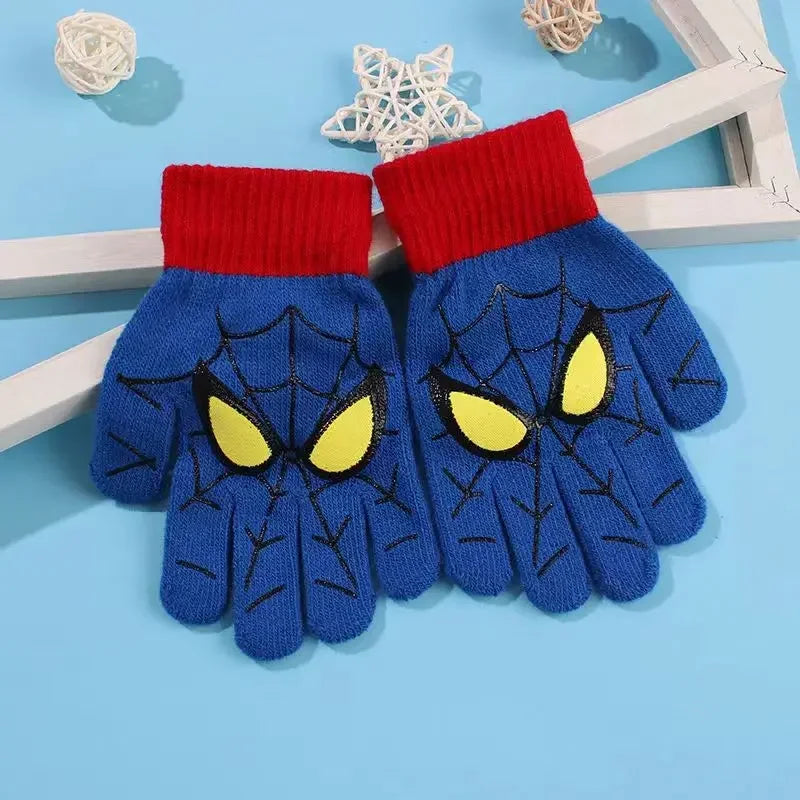 Spider-Man Handschuhe - Ideal für den kleinen Superhelden in Aktion