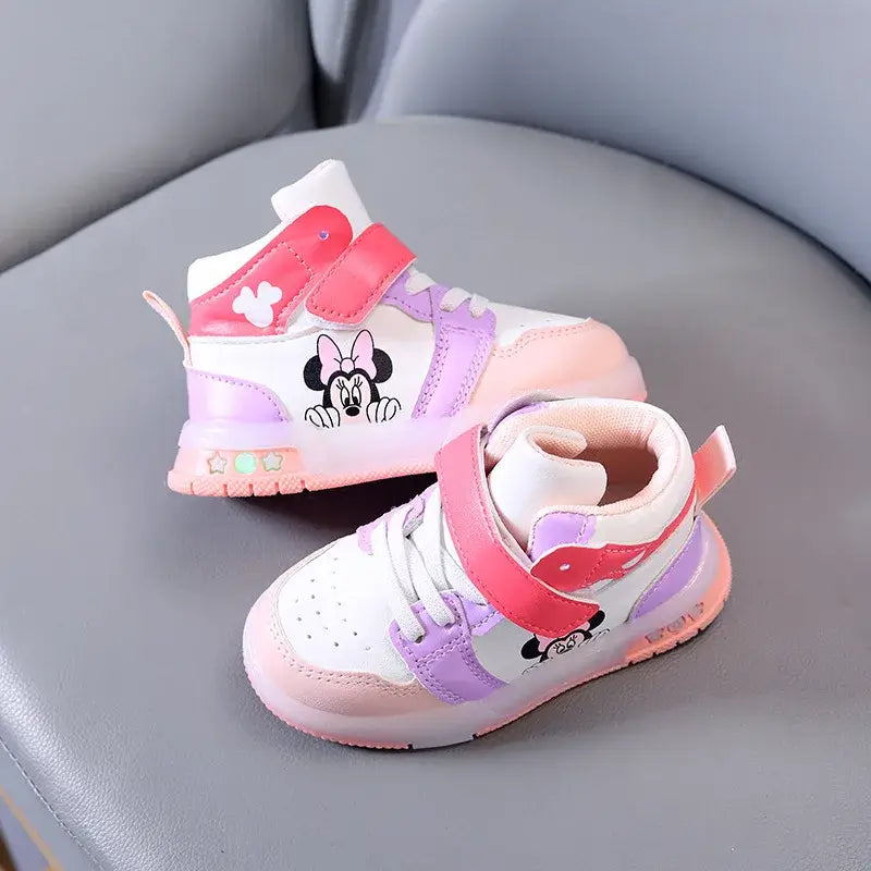 Niedliche Disney LED Kinderschuhe – Ideal für fröhliche Abenteuer