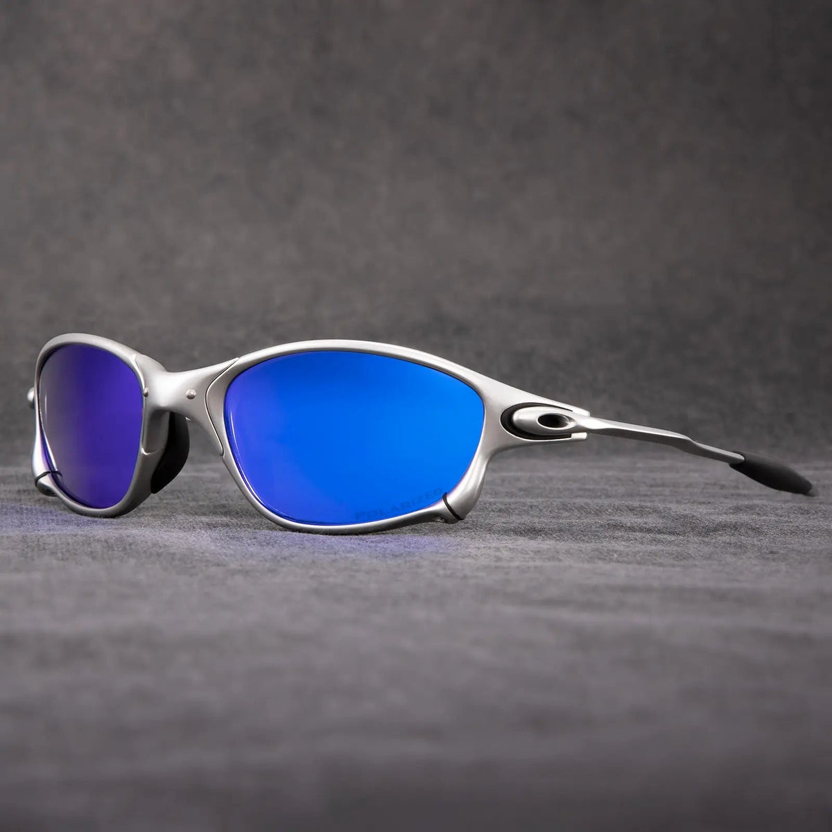 Sportliche Polarisierte Sonnenbrille – Metallrahmen inklusive Roten Gläsern
