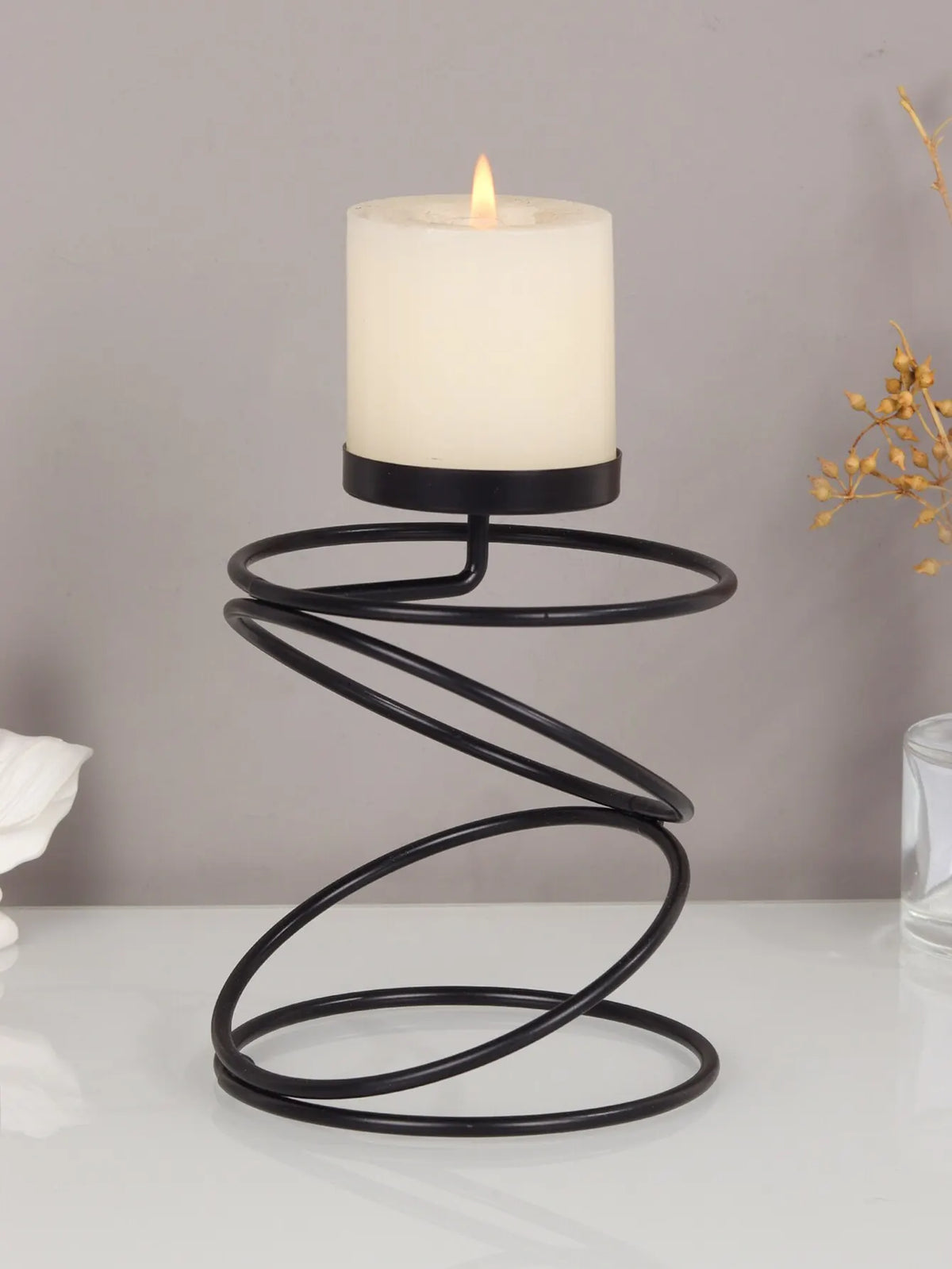 Eleganter Spiral-Kerzenhalter – Für ein stimmungsvolles sowie stilvolles Zuhause