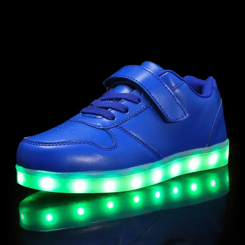 Strahlende Schrittmacher – LED-Schuhe für Kinder, die Leuchten