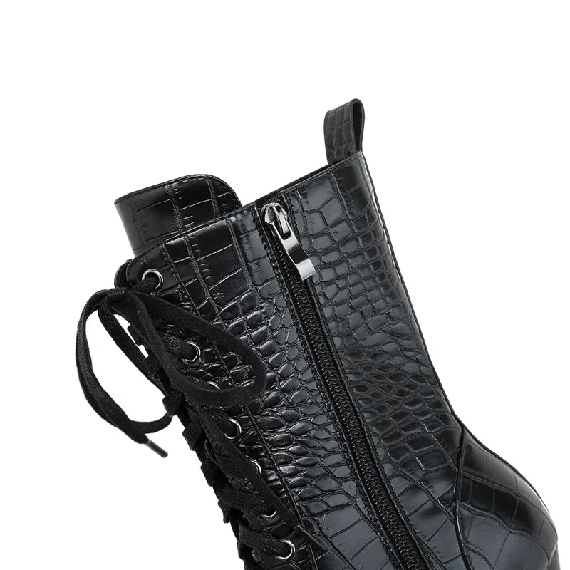Damen Schnürstiefel inklusive Krokodilprägung – Western Stil mit Spitze