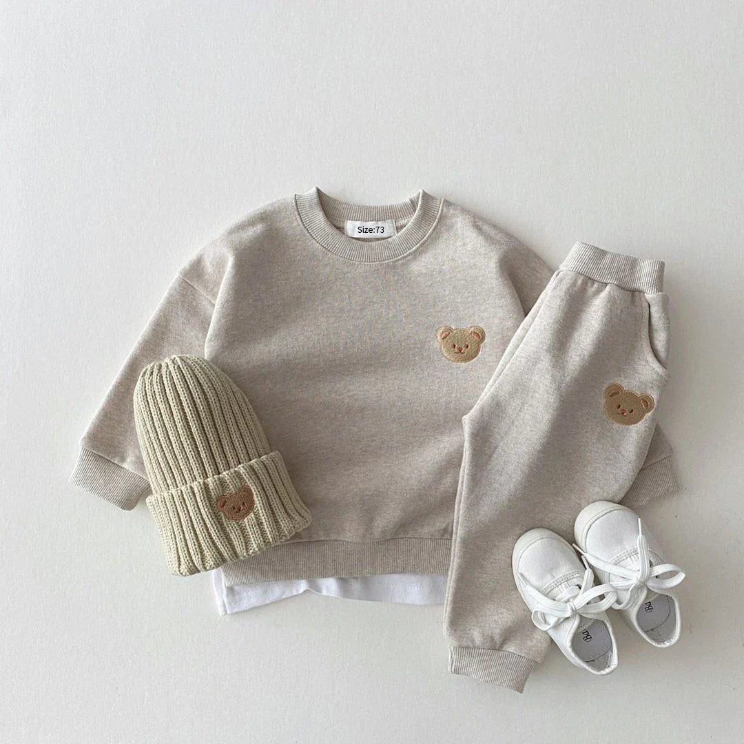 Niedliches Kinderoutfit – Bequem sowie verspielt