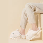 Flauschige Wal Pantoffeln – Kuscheliger Unisex Komfort