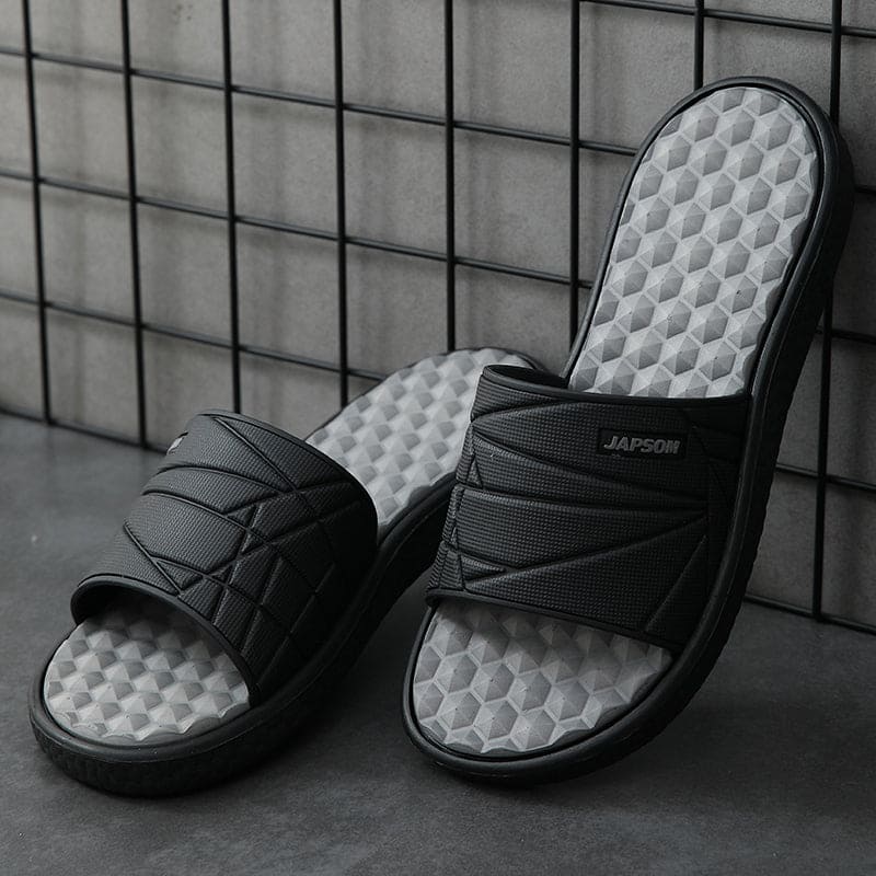 Liam Herren Slipper – Komfort sowie Stil für warme Sommertage