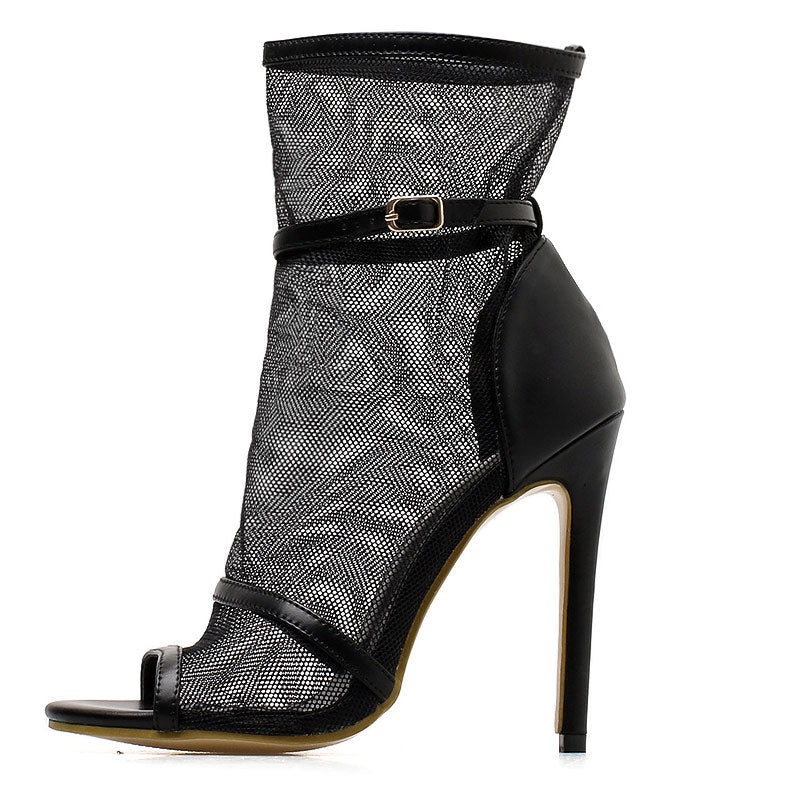Stiefel mit Stiletto-Absatz und Peeptoe
